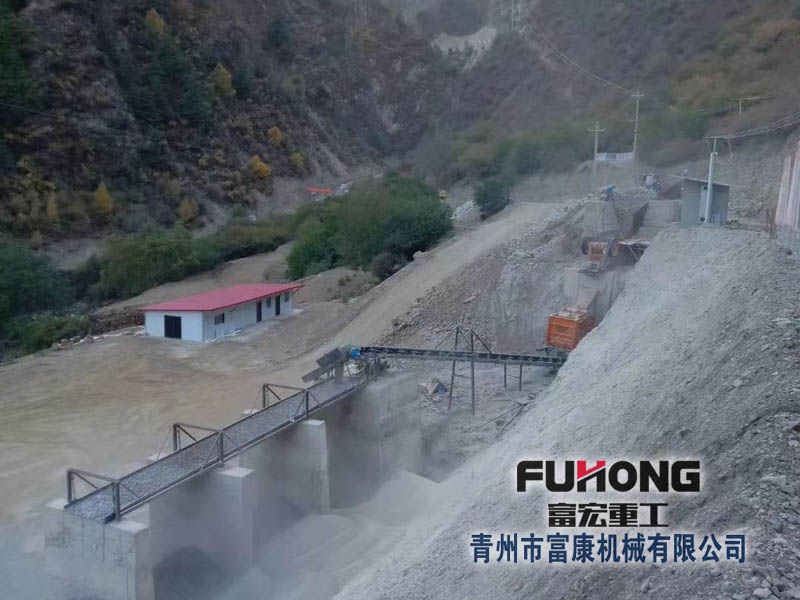 花崗巖破碎制砂生產(chǎn)線多少錢？